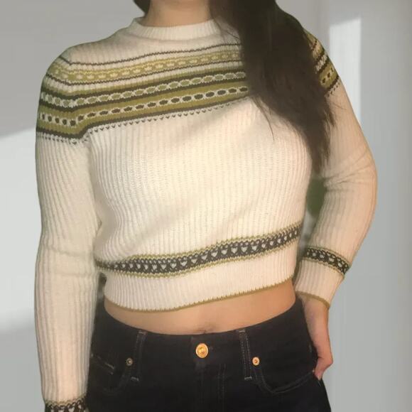 BDG Urban Outfitters Cropped Knit Sweater – Size S - Picture 2 of 3